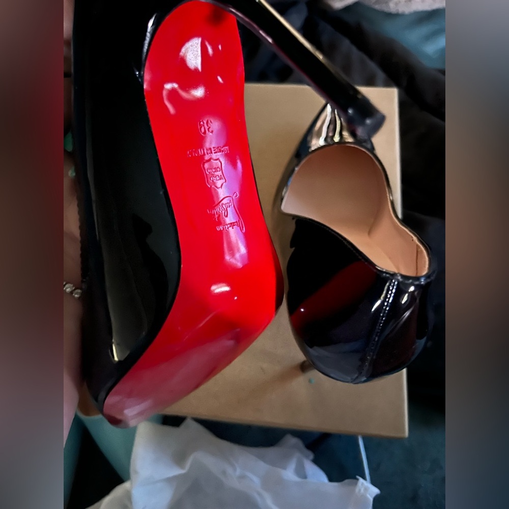 Designer like Christian louboutin fits 6.5 black